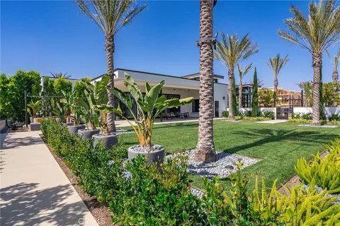 Exterior - 438 Sycamore Dr, Montebello, CA 90640 photo 9 of 15