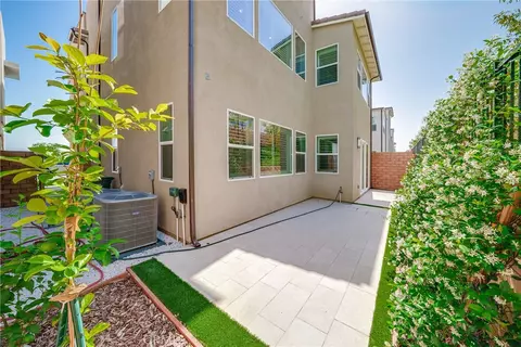 Exterior - 438 Sycamore Dr, Montebello, CA 90640 photo 5 of 15