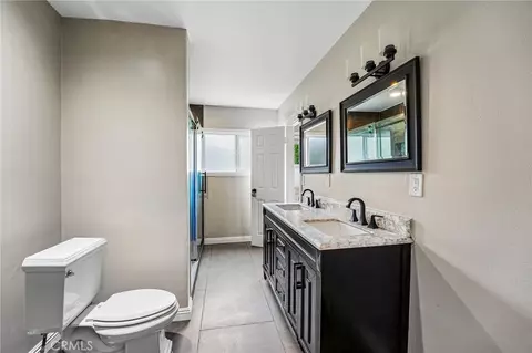 Bath - 2424 Central, Riverside, CA 92506 photo 2 of 4