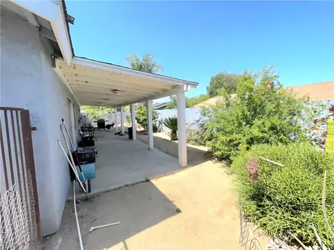 Exterior - 4267 Baggett, Riverside, CA 92505 photo 6 of 11