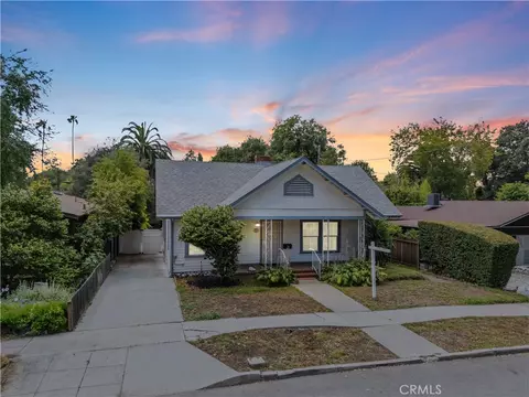 344 W 8th St, Claremont, CA 91711