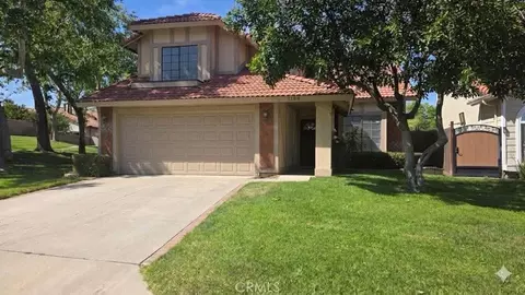 1188 W Van Koevering, Rialto, CA 92376