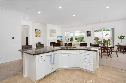 Kitchen - 467 Madera Crk, Beaumont, CA 92223 photo 3 of 7
