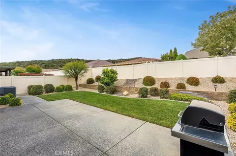 Exterior - 467 Madera Crk, Beaumont, CA 92223 photo 8 of 12