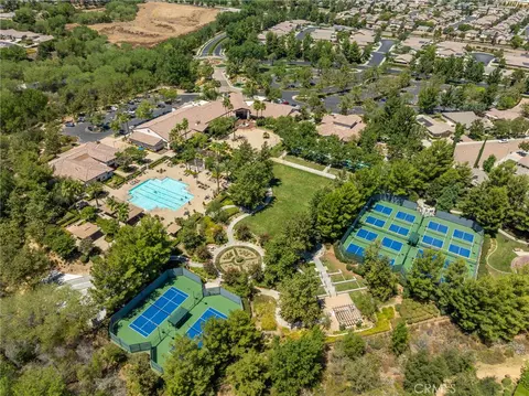 View/Area - 467 Madera Crk, Beaumont, CA 92223 photo 12 of 12