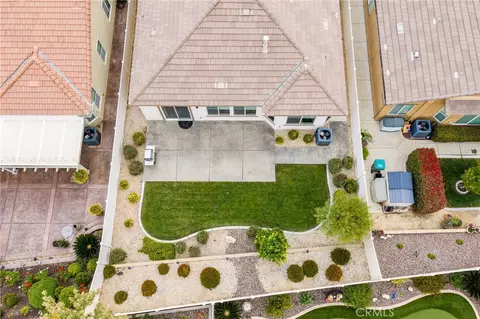Exterior - 467 Madera Crk, Beaumont, CA 92223 photo 10 of 12