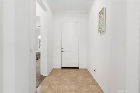Entry Way - 467 Madera Crk, Beaumont, CA 92223 photo 3 of 5