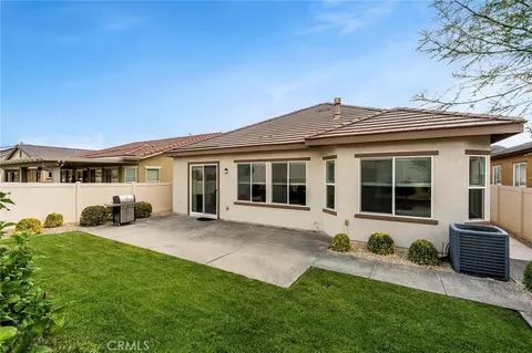 Exterior - 467 Madera Crk, Beaumont, CA 92223 photo 6 of 12