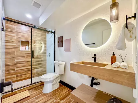 Bath - 800 Coldstream Ct, Diamond Bar, CA 91765 photo 1 of 3