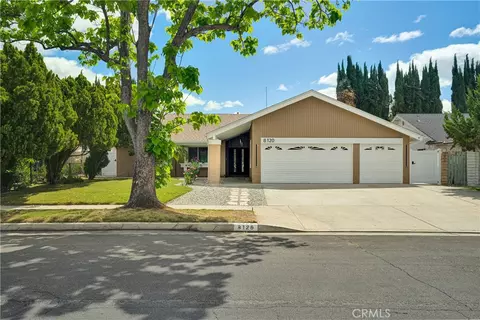 8120 Glade Ave, Canoga Park, CA 91304