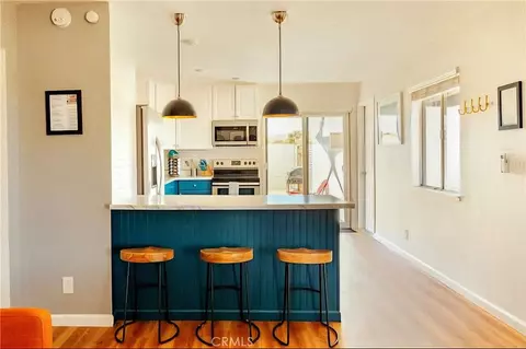 Kitchen - 63543 Jadeite St, Joshua Tree, CA 92252 photo 2 of 6