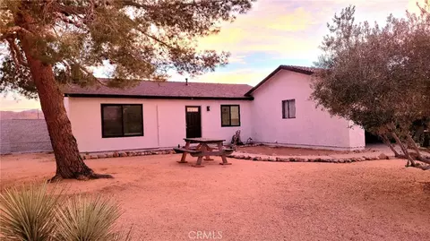 Exterior - 63543 Jadeite St, Joshua Tree, CA 92252 photo 15 of 16