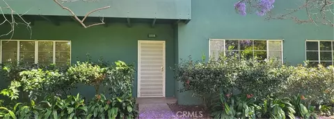 5148 Village Grn, Los Angeles, CA 90016