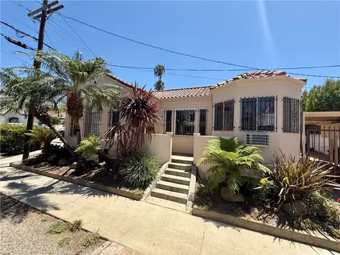 7416 Waring Ave, Los Angeles, CA 90046