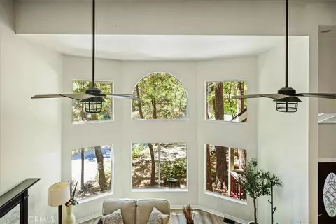Entry Way - 28670 Shenandoah Dr, Lake Arrowhead, CA 92352 photo 5 of 5
