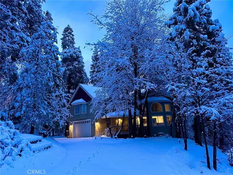 Exterior - 28670 Shenandoah Dr, Lake Arrowhead, CA 92352 photo 7 of 7