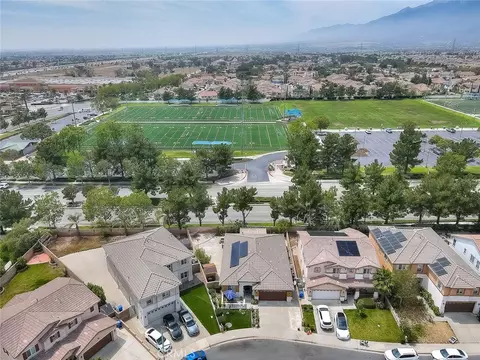 View/Area - 6252 Goldendale Way, Fontana, CA 92336 photo 20 of 23
