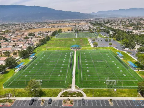 View/Area - 6252 Goldendale Way, Fontana, CA 92336 photo 6 of 23