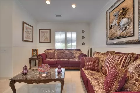 Living - 6252 Goldendale Way, Fontana, CA 92336 photo 4 of 4