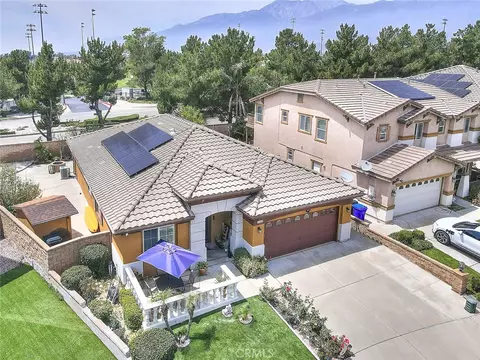 View/Area - 6252 Goldendale Way, Fontana, CA 92336 photo 1 of 23
