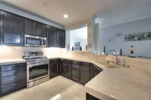 Kitchen - 6252 Goldendale Way, Fontana, CA 92336 photo 1 of 3