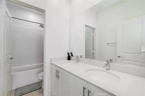 Entry Way - 2635 E Harper, Ontario, CA 91762 photo 4 of 4