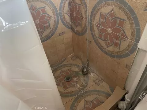 Bath - 690 Ca-138, Crestline, CA 92325 photo 3 of 3