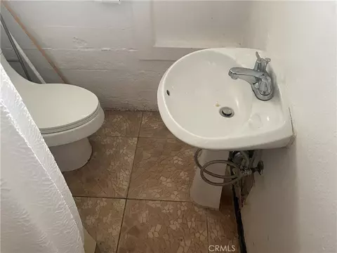 Bath - 690 Ca-138, Crestline, CA 92325 photo 2 of 3