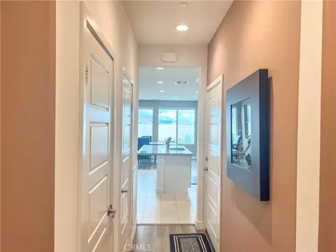 Entry Way - 1609 Trailview Dr, Beaumont, CA 92223 photo 2 of 2