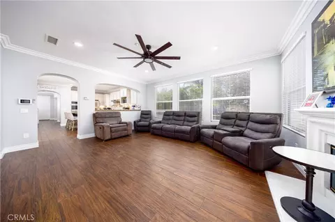 Living - 5457 Martingale Way, Fontana, CA 92336 photo 2 of 3