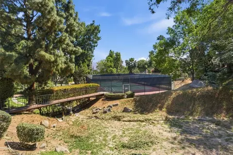 2272 El Capitan Dr, Riverside, CA 92506 photo 32