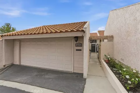 2272 El Capitan Dr, Riverside, CA 92506