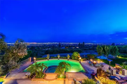 580 W 26th St, Upland, CA 91784