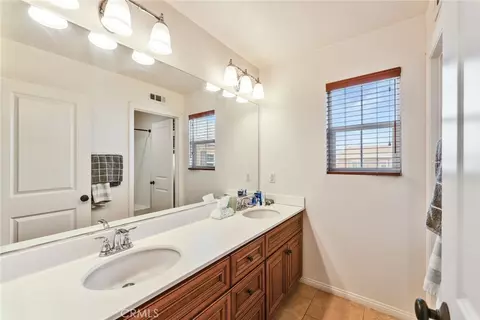 Bath - 1593 Bayport, Upland, CA 91786 photo 2 of 2
