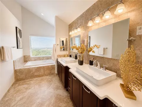 Bath - 9 Olympus, Irvine, CA 92603 photo 2 of 3