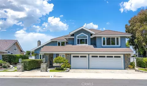 9 Olympus, Irvine, CA 92603