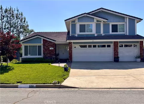 723 Gettysburg Cir, Claremont, CA 91711