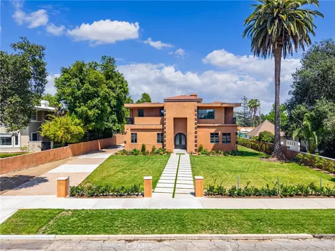 802 Michigan Blvd, Pasadena, CA 91107