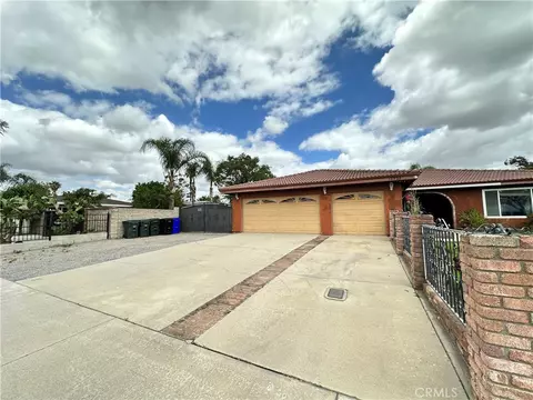 Exterior - 16536 Filbert, Fontana, CA 92335 photo 3 of 16