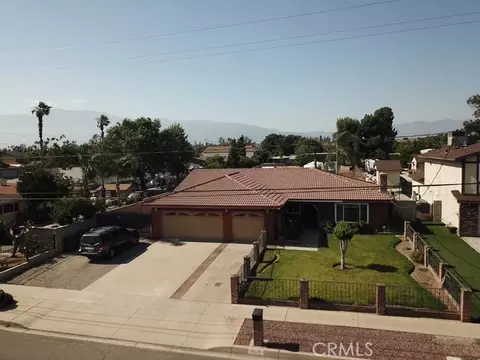 View/Area - 16536 Filbert, Fontana, CA 92335 photo 3 of 4