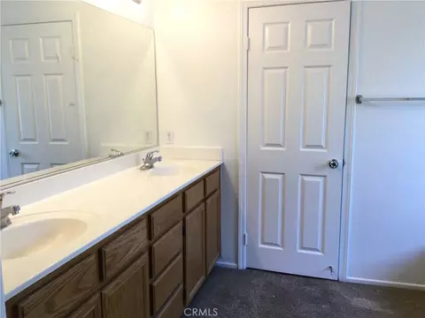 Bath - 1763 Agrigento Ave, Riverside, CA 92507 photo 2 of 5