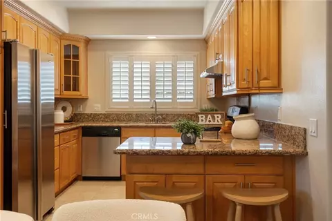 Kitchen - 155 Harkness Ave #6, Pasadena, CA 91106 photo 1 of 4