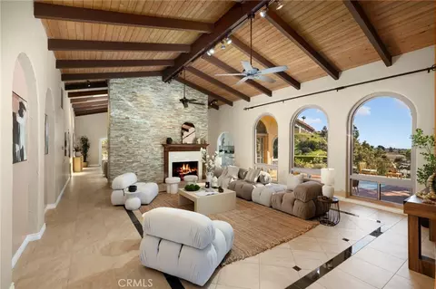 821 Guanajuato, Claremont, CA 91711