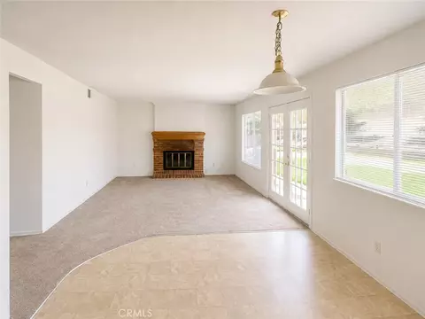 Living - 1537 Grandview, Upland, CA 91784 photo 5 of 10