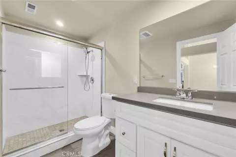 Bath - 758 Trotter Ct, Walnut, CA 91789 photo 2 of 4