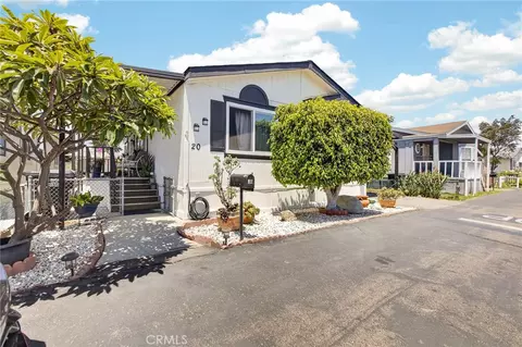 9080 Bloomfield Ave #20, Cypress, CA 90630 photo 2