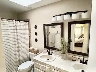 Bath - 28362 Sycamore, Highland, CA 92346 photo 1 of 2