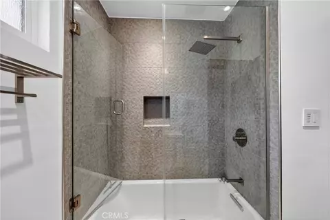 Bath - 2425 Capetown Ave, Alhambra, CA 91803 photo 3 of 3