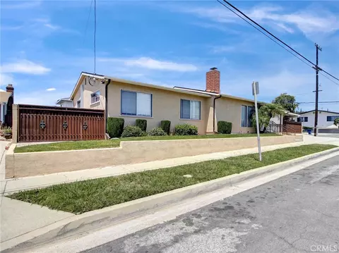 12205 S Halldale, Los Angeles, CA 90047