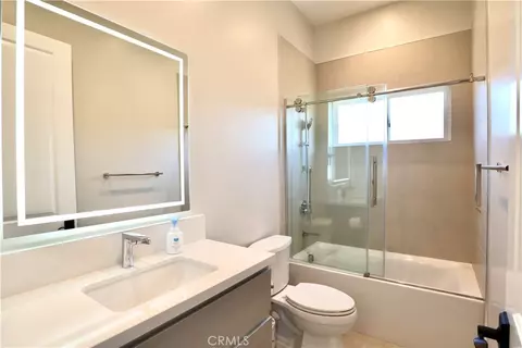 Bath - 1330 Waterbrook, Walnut, CA 91789 photo 5 of 5